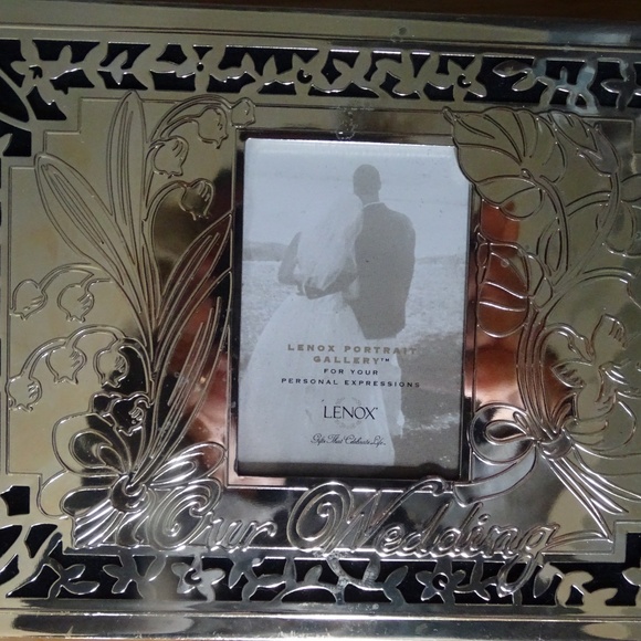 LENOX OUR WEDDING PHOTO ALBUM - Picture 1 of 2